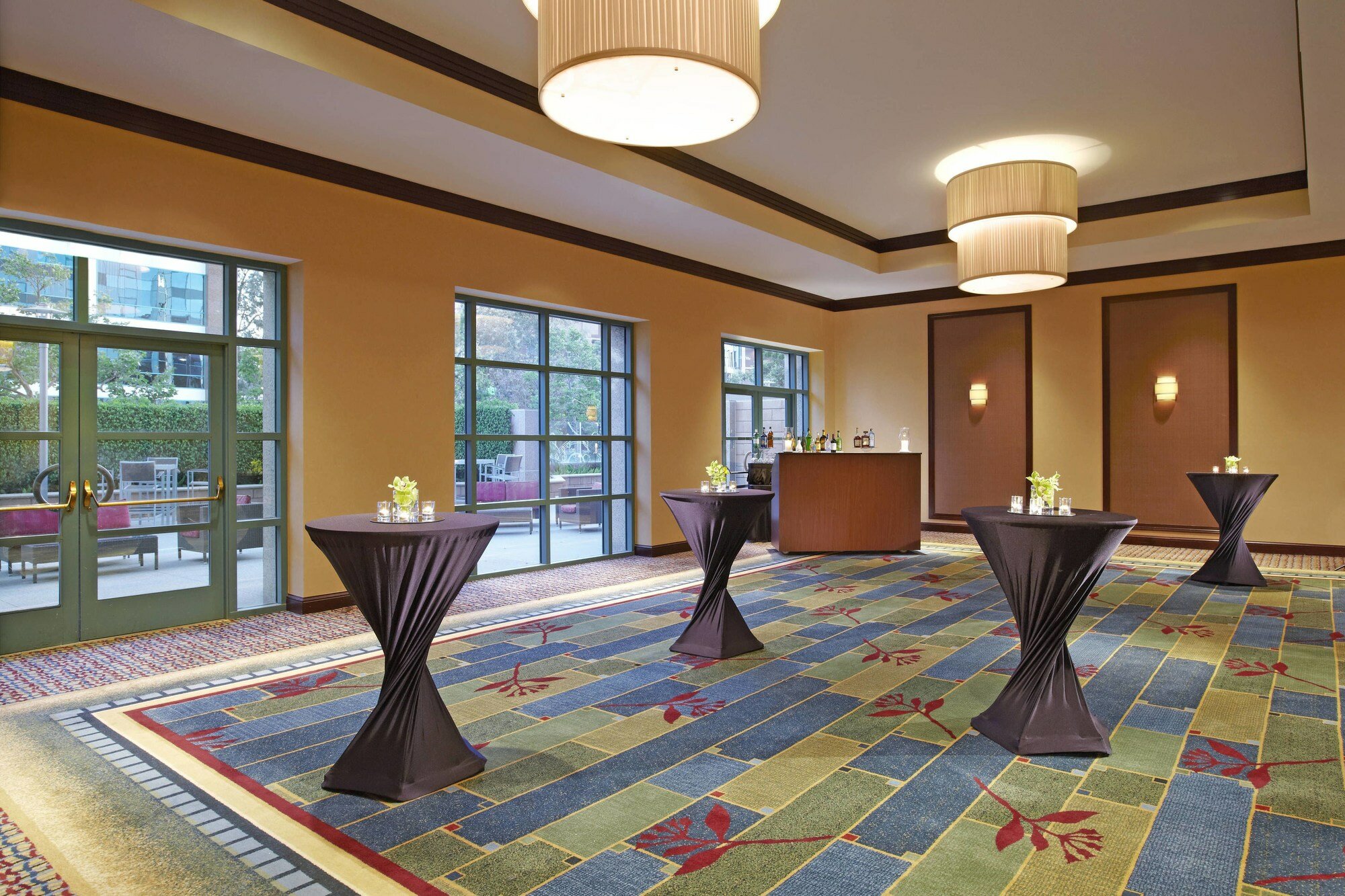 Фото Sheraton Cerritos Hotel