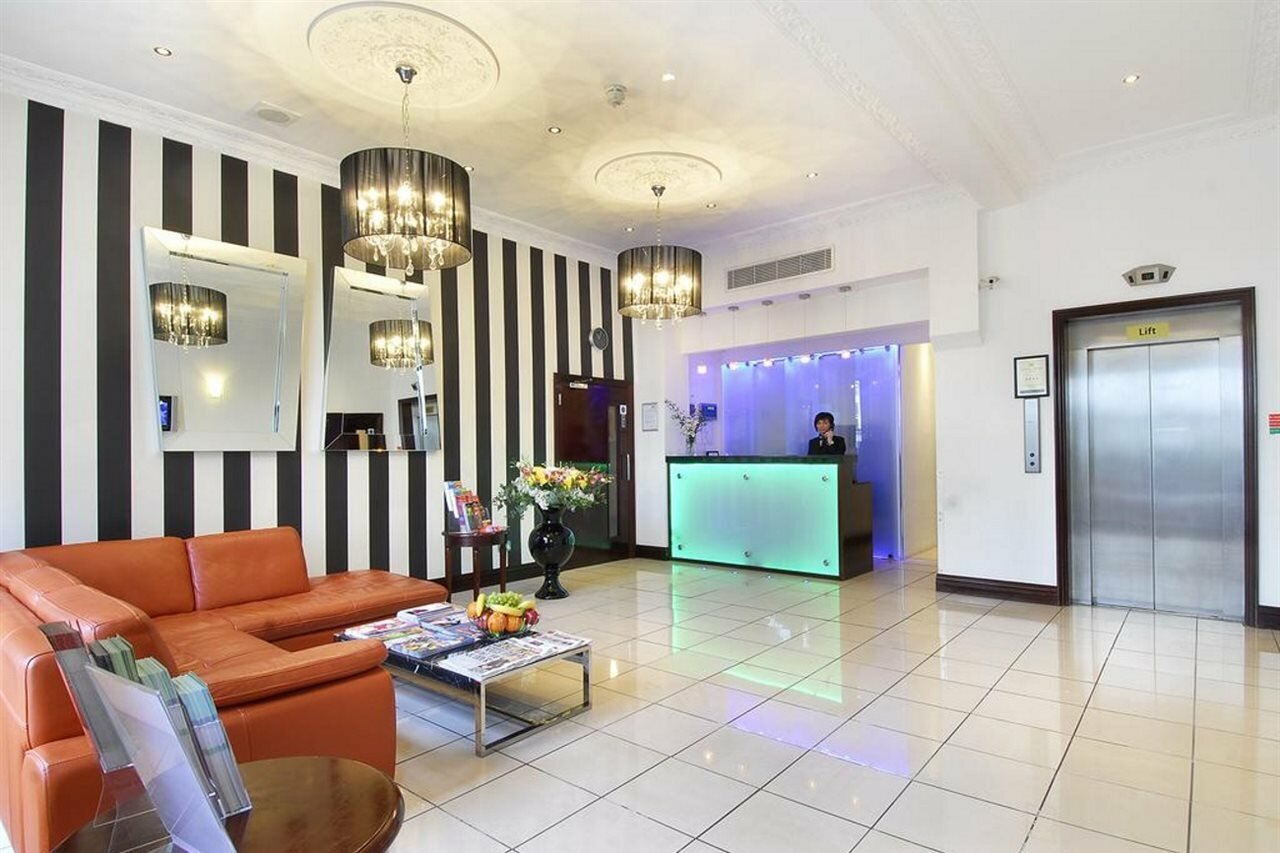 Фото The Premier Notting Hill