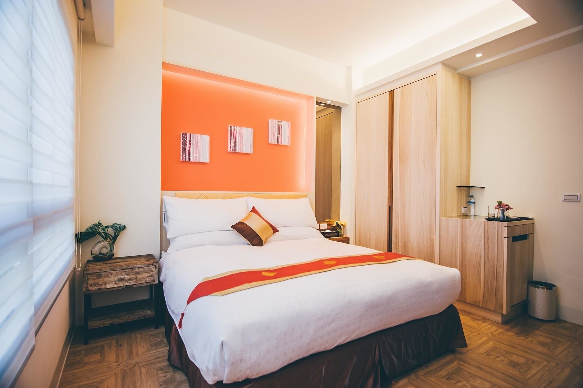 Фото Mambo Boutique Hotel