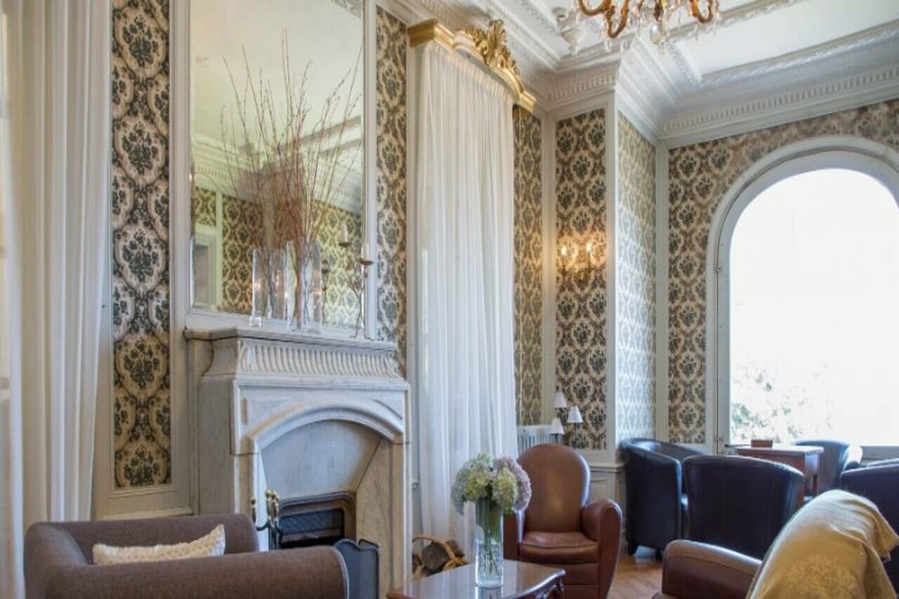 Фото Clos de Vallombreuse, The Originals Relais