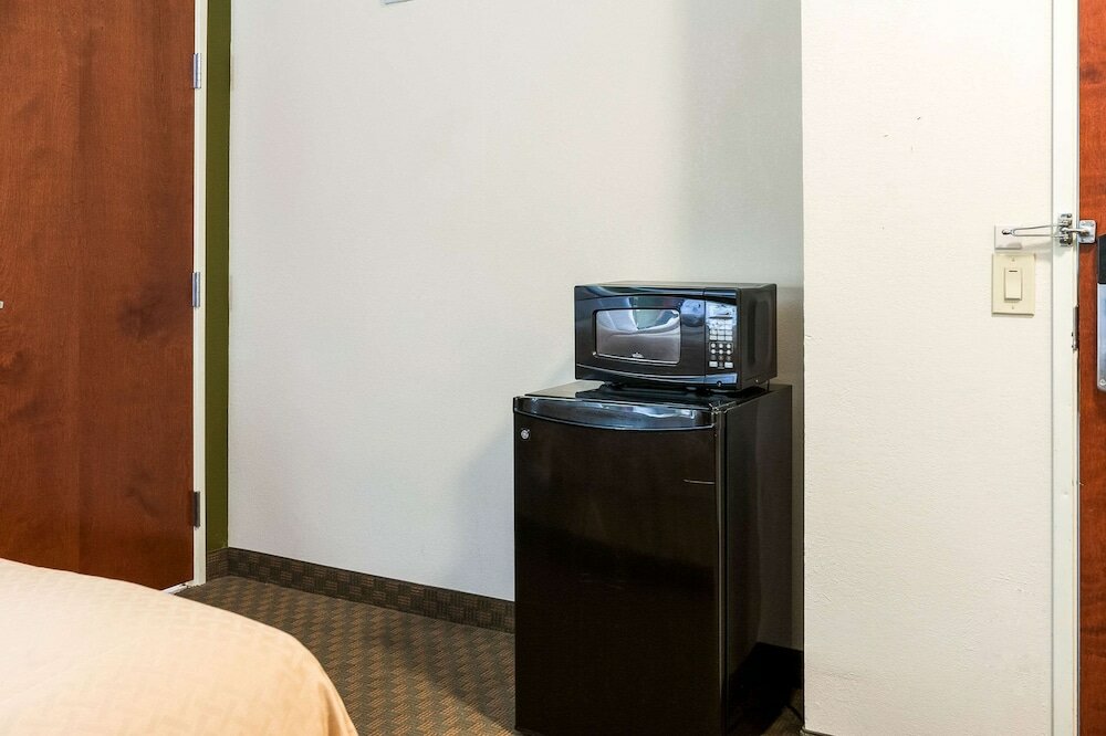 Фото Quality Inn & Suites Lake Charles South