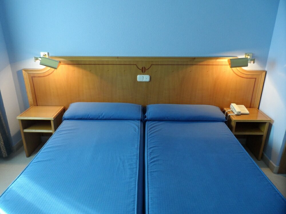 Фото Rey Arturo Burgos