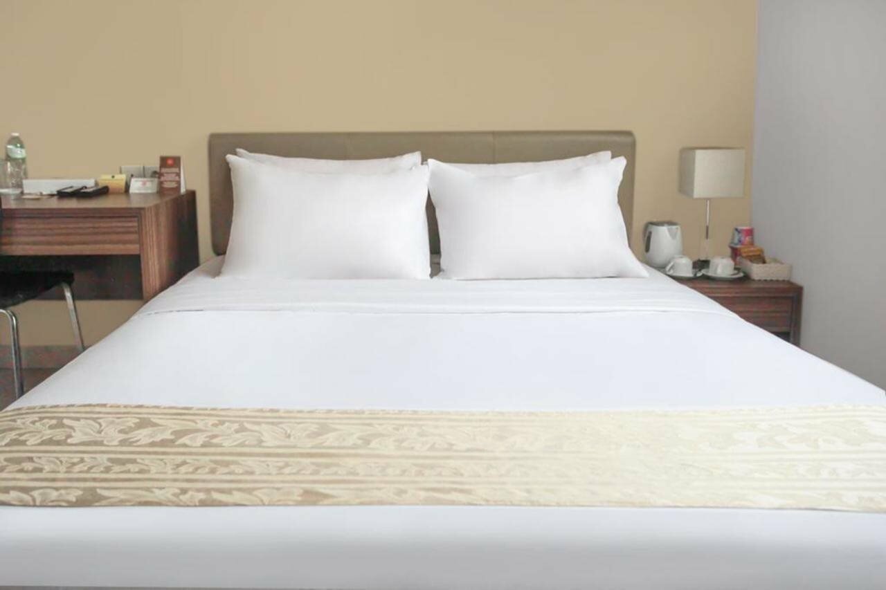 Фото LeGreen Suite Gatot Subroto