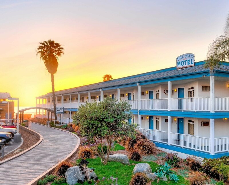 Гостиница Del Mar Motel on the Beach в Дель-Маре