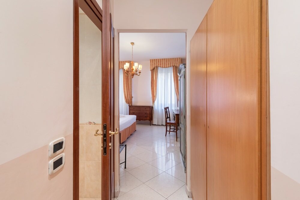 Фото La Locandiera