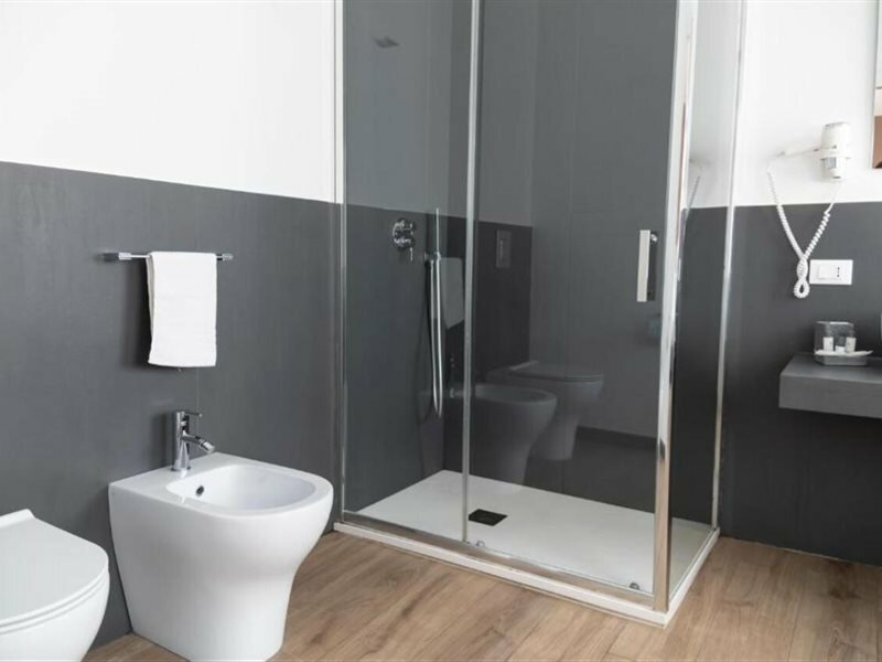 Фото Ruggero Settimo - Room & Suite