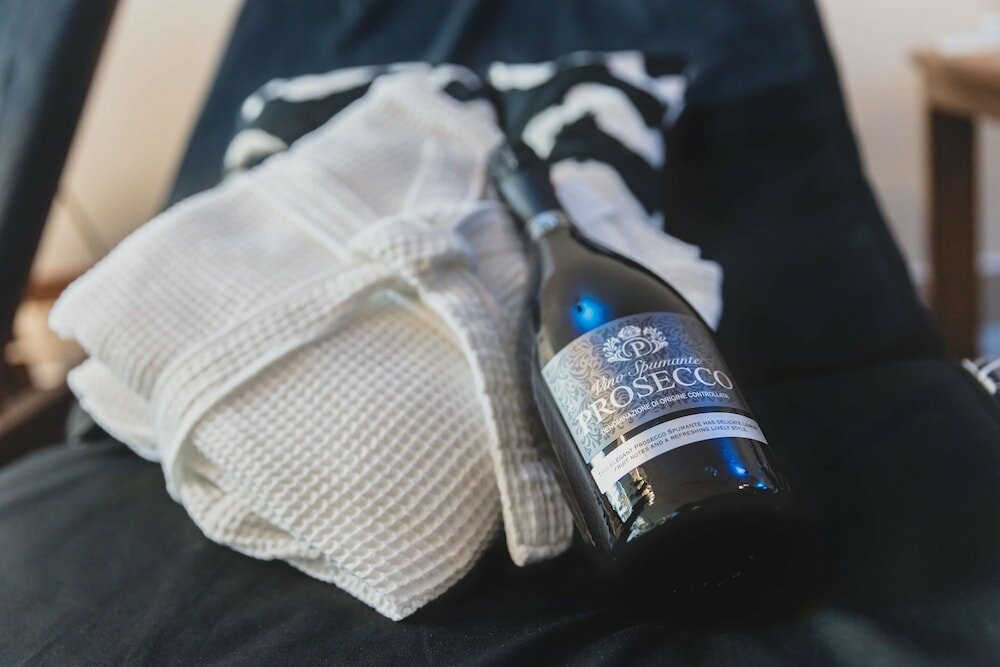 Фото Radisson Hotel Manchester City Centre, A Verified Net Zero Hotel