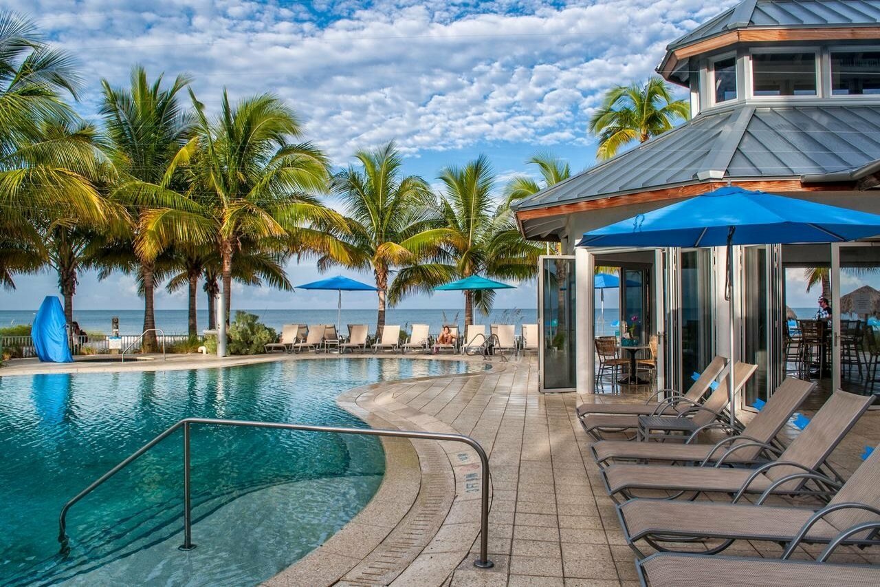 Фото Naples Beach Hotel and Golf Club