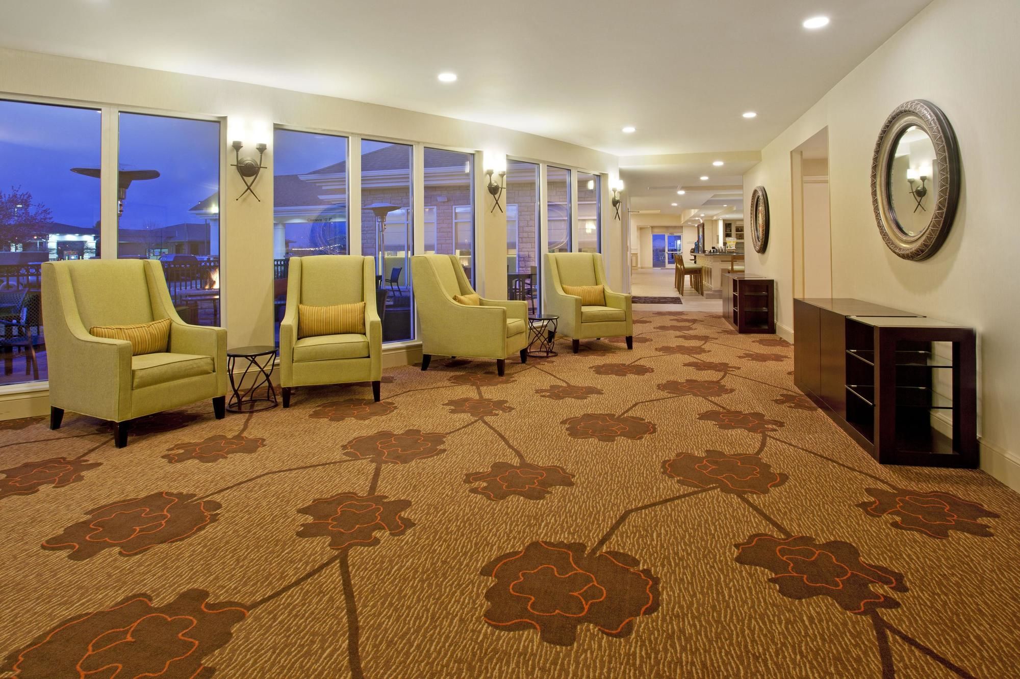 Фото Hilton Garden Inn Fort Collins