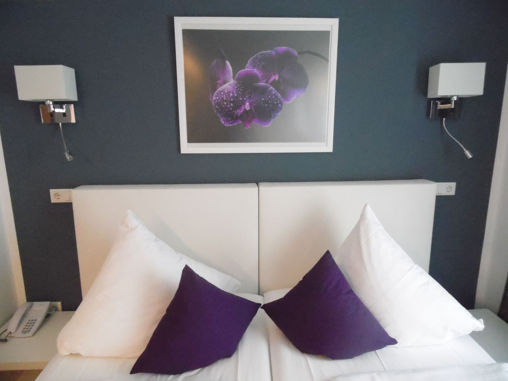 Фото Rheinmetropole Hotel