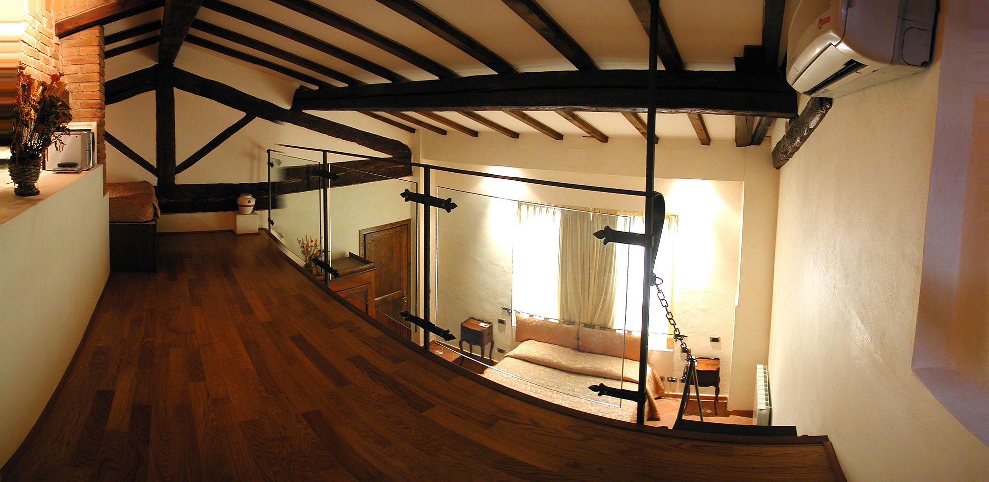 Фото In Piazza della Signoria - Residenza d'Epoca