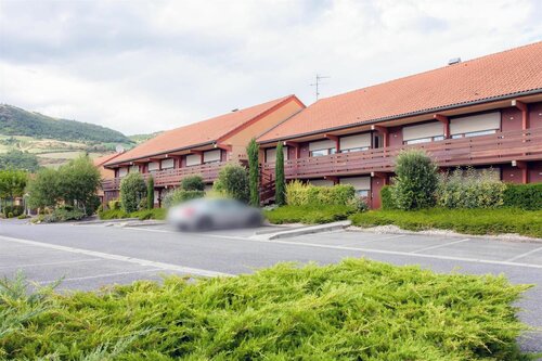 Гостиница Hotel Campanile Millau в Мийо