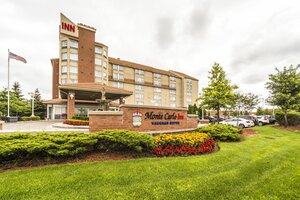 Гостиница Monte Carlo Inn Vaughan Suites