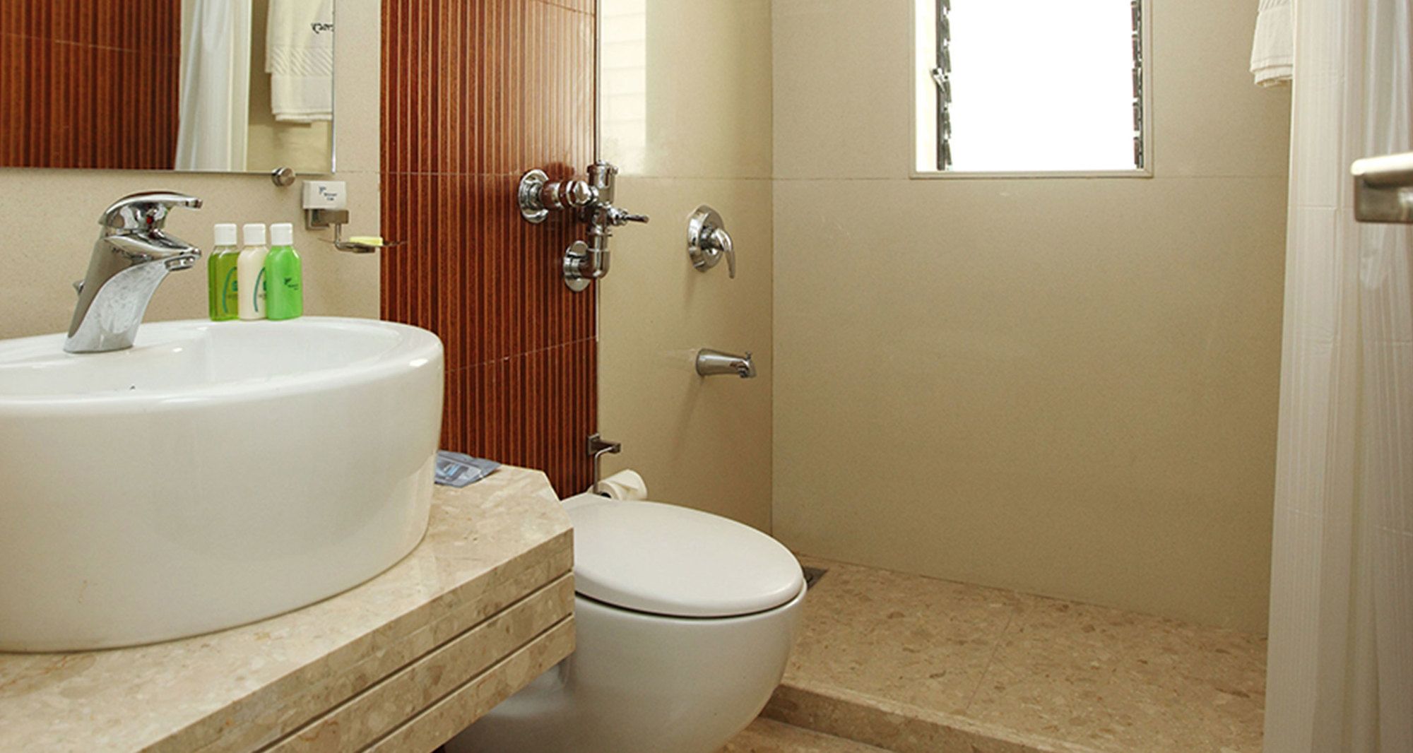 Фото Lalco Residency