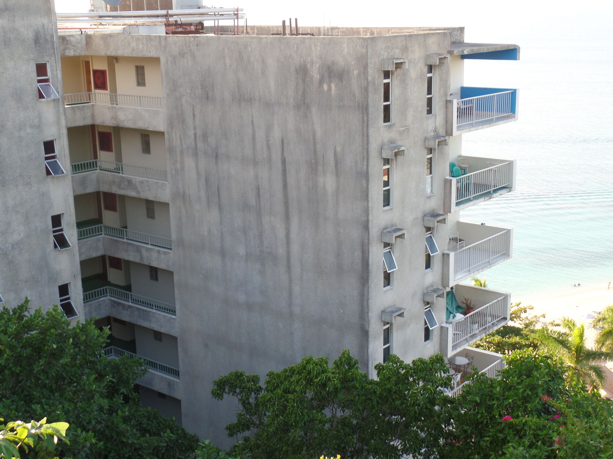 Фото Montego Bay Club Beach Resort