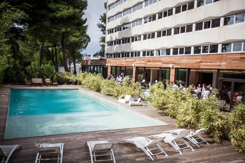 Гостиница C Suites в Ниме