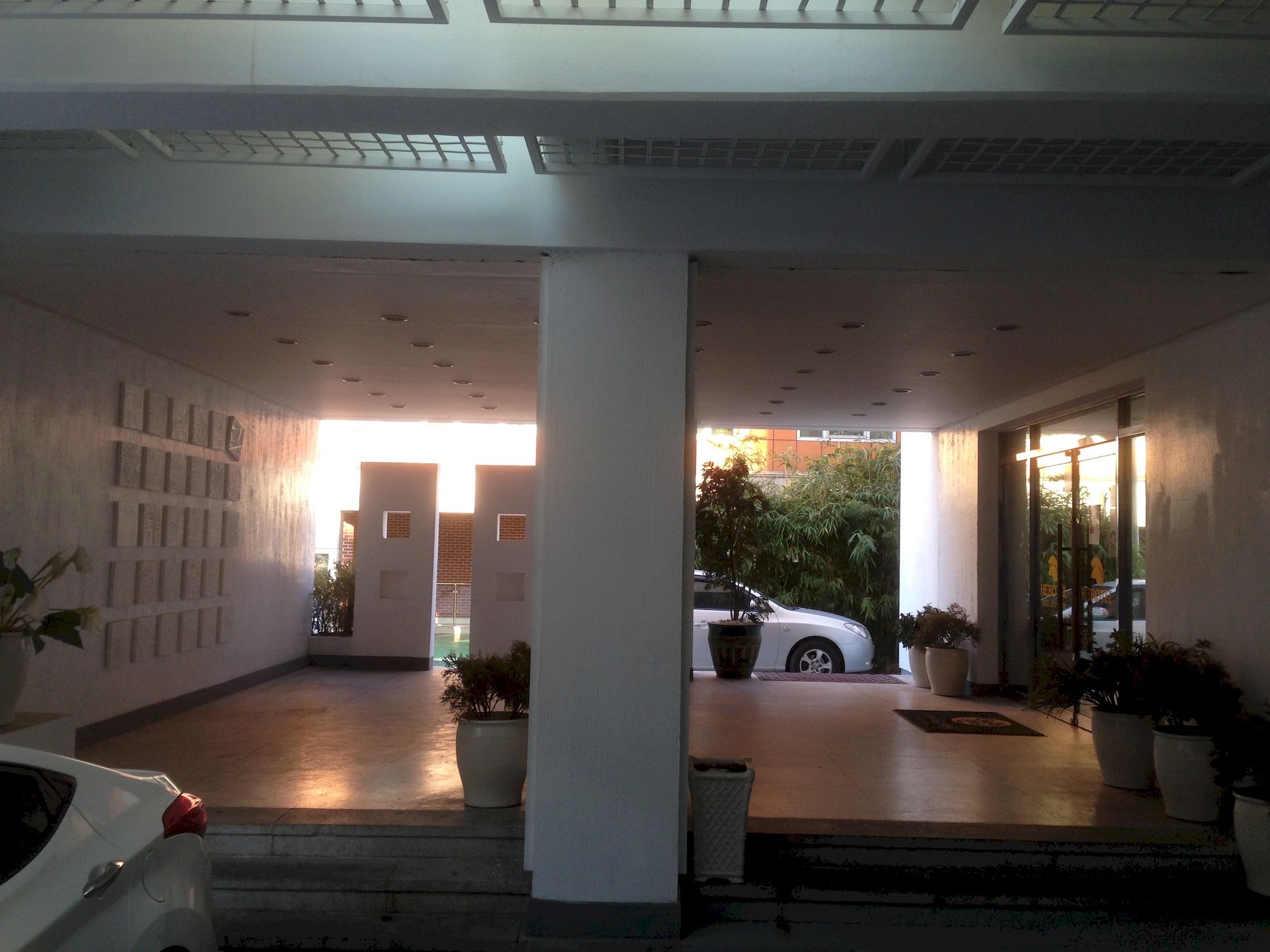 Фото Goodstay Herotel