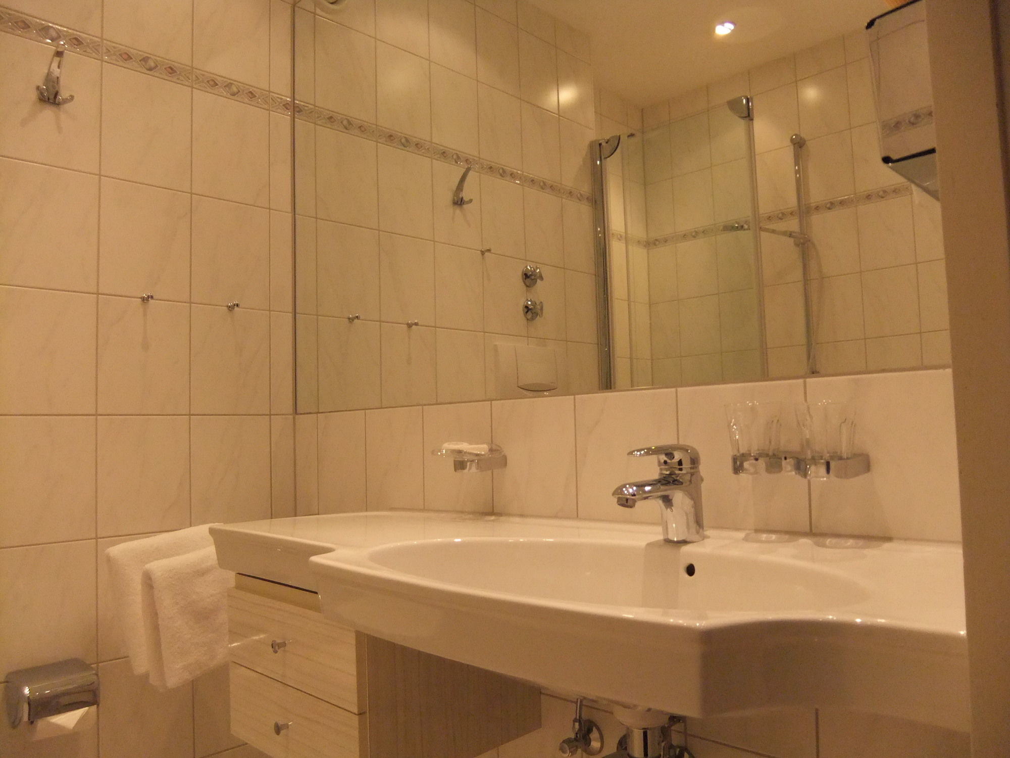 Фото Jams Music Hotel Munich