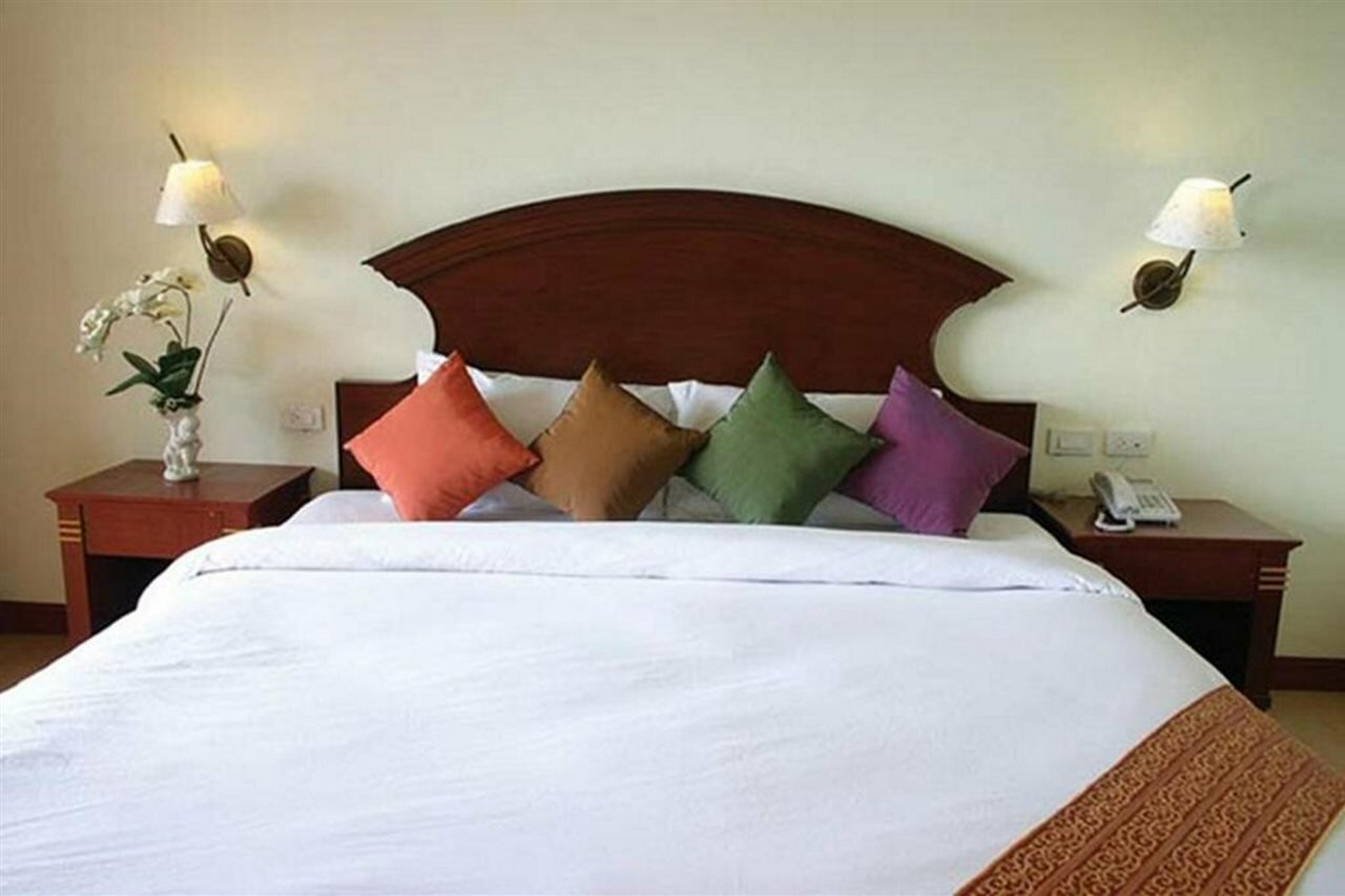 Фото Lanta Casuarina Beach Resort