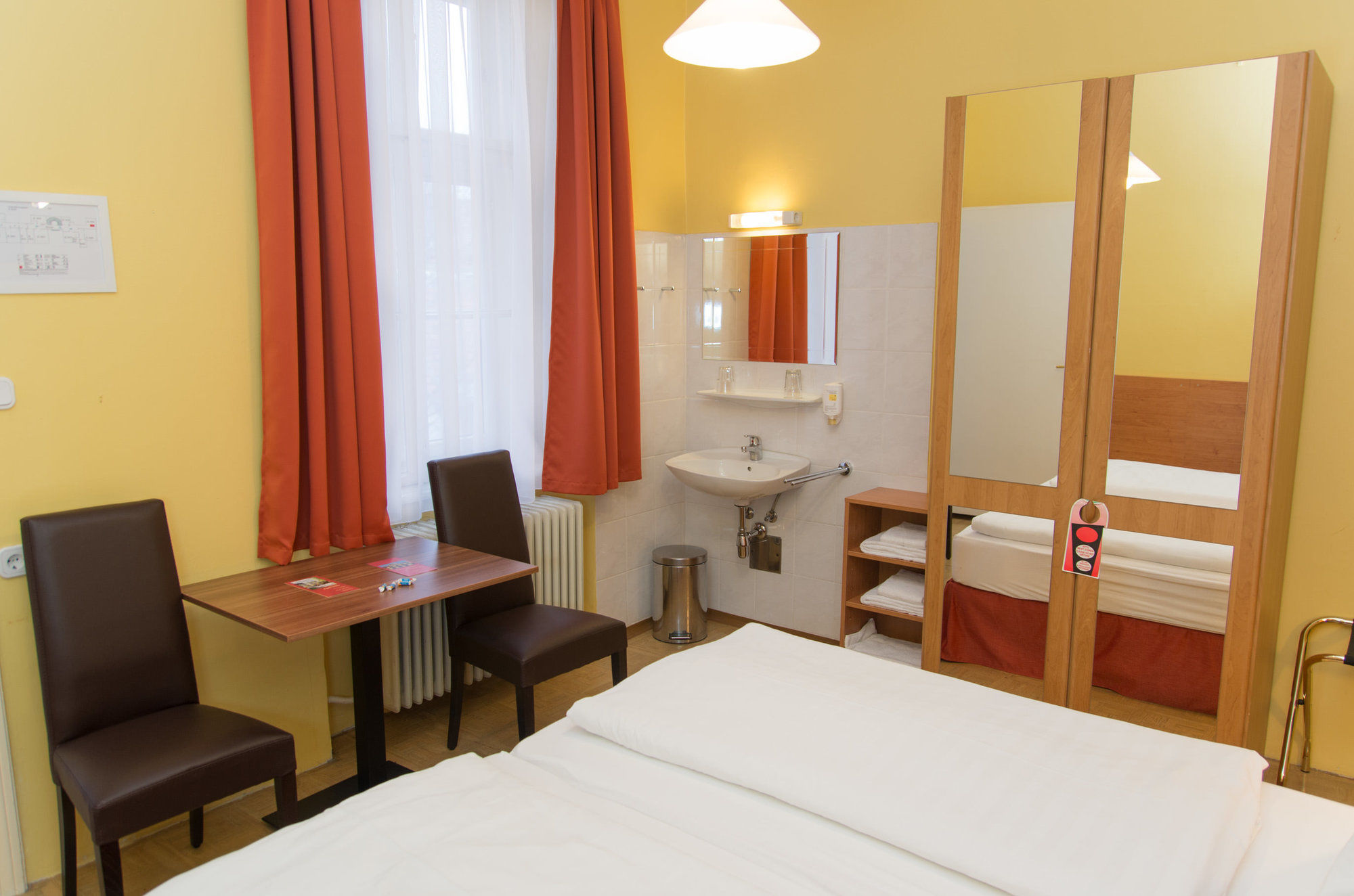 Фото Pension Lehrerhaus