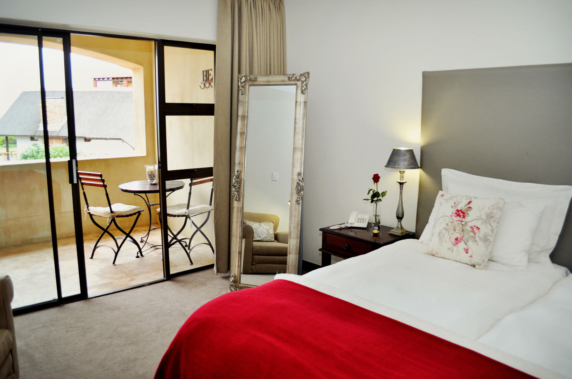 Фото Super Tubes Guesthouse