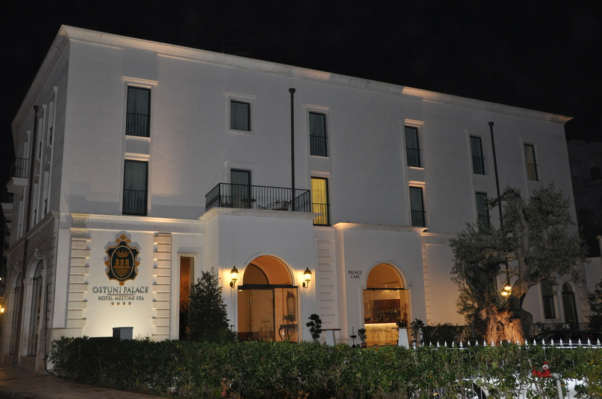 Фото Ostuni Palace Hotel Bistrot & SPA