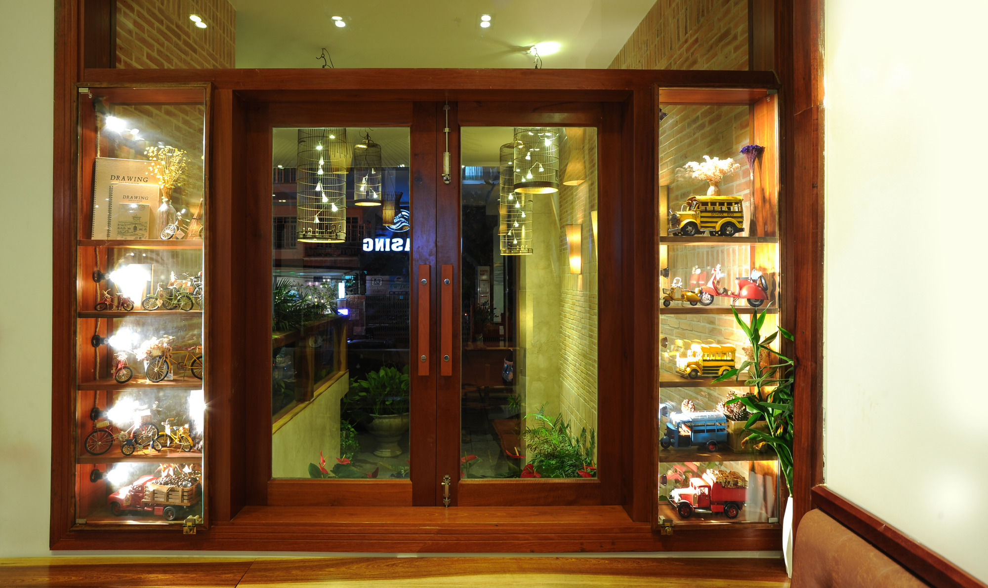 Фото SeaSing Boutique Hotel