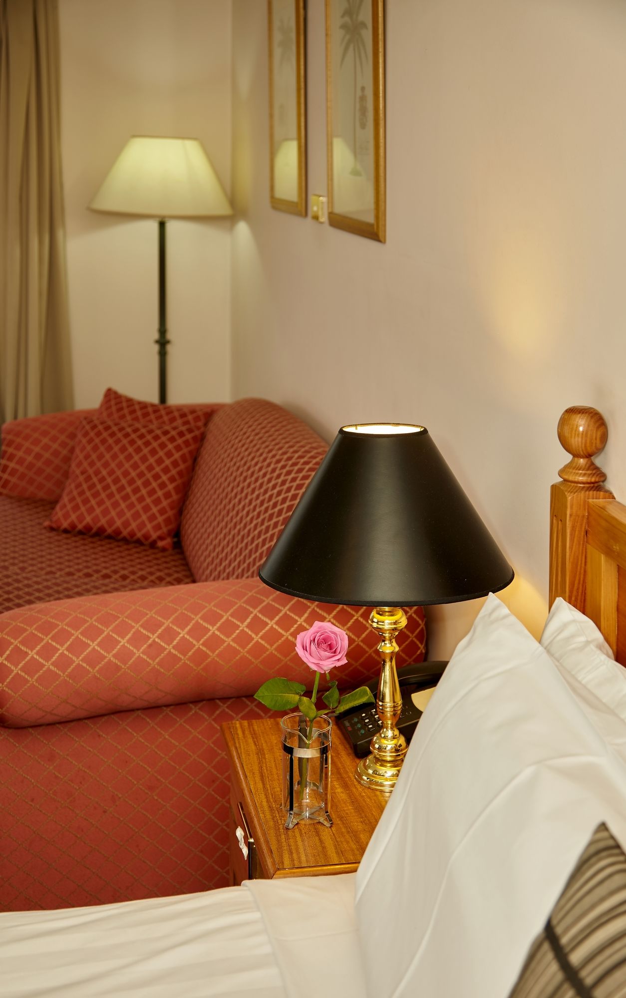 Фото Best Western Ambassador Motor Inn & Apartments