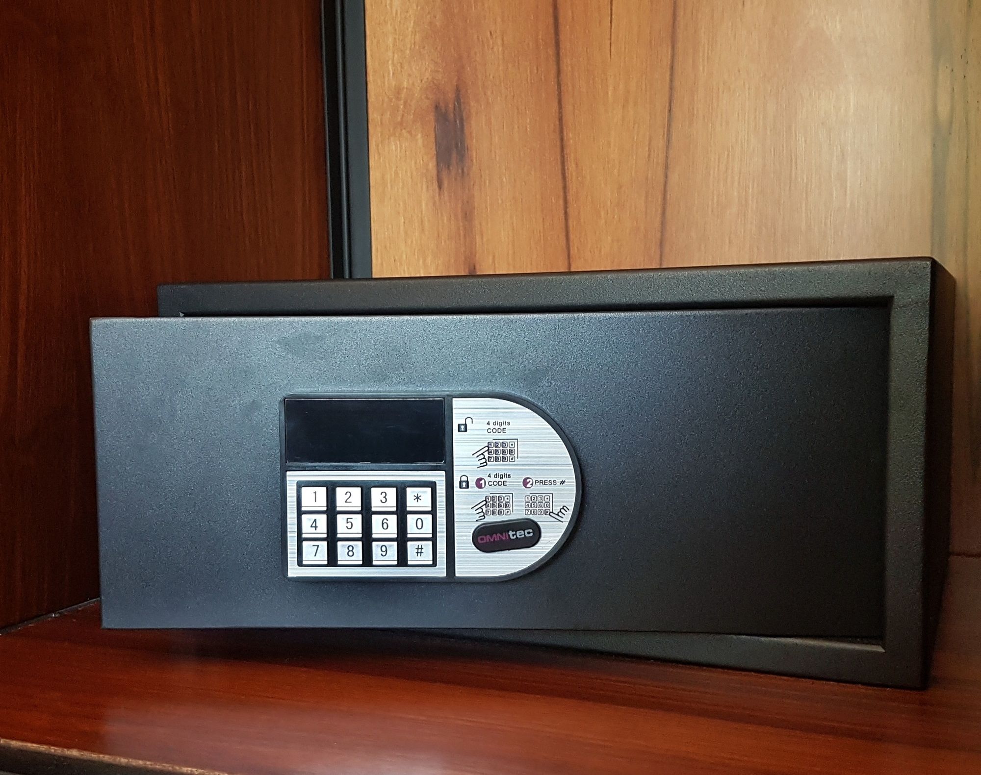 Фото 37870440053