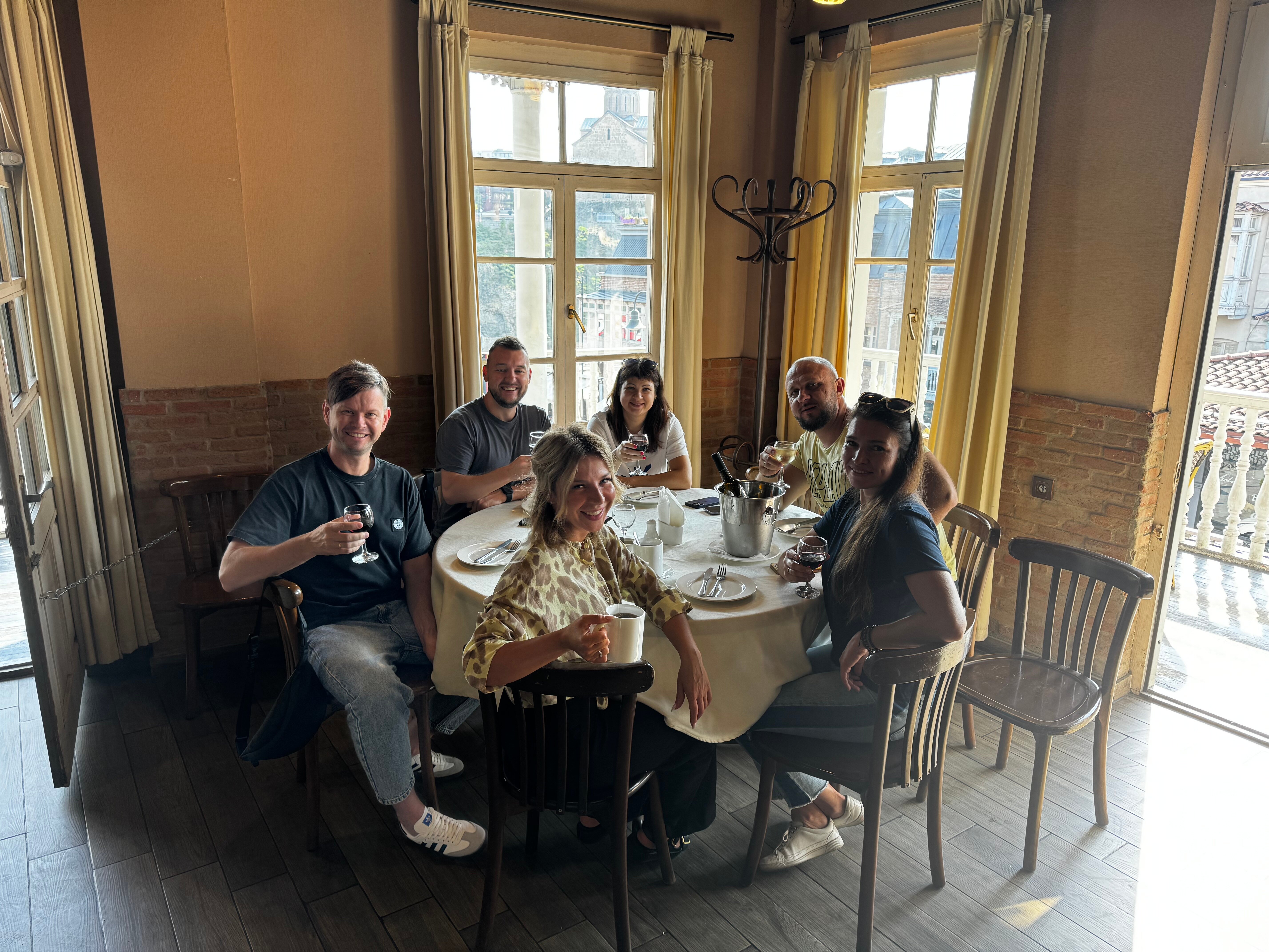 Фото Qarvasla Hotel