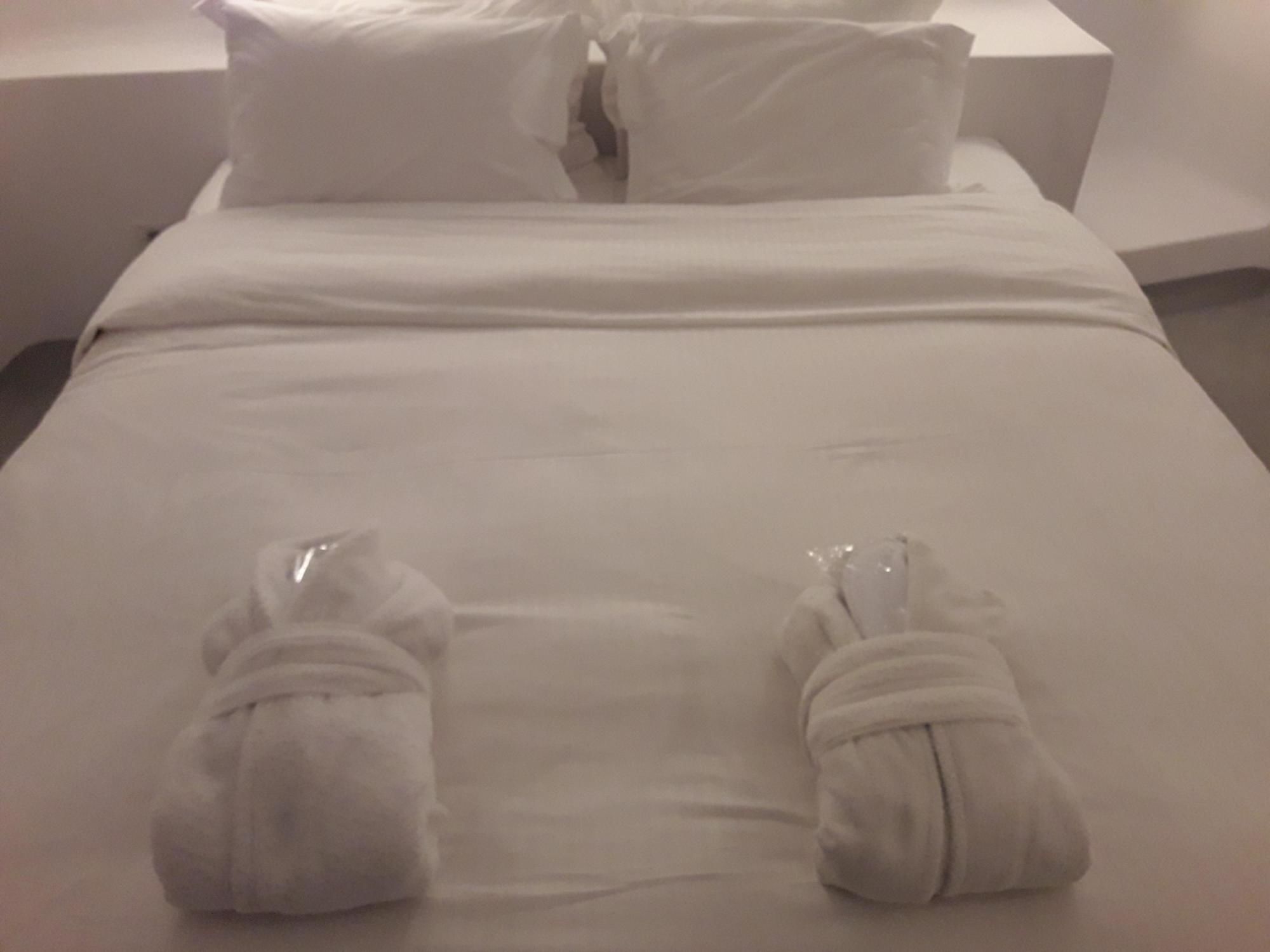 Фото Iriana Suites