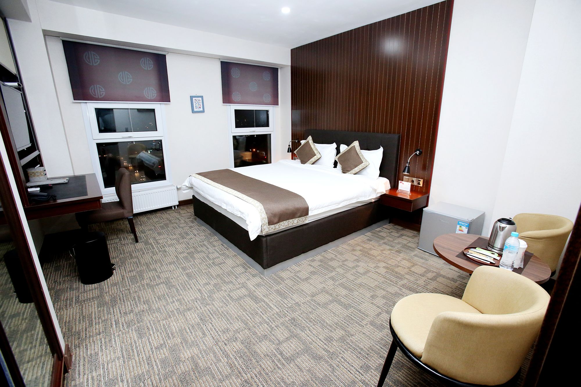 Фото Ub Inn hotel & gallery