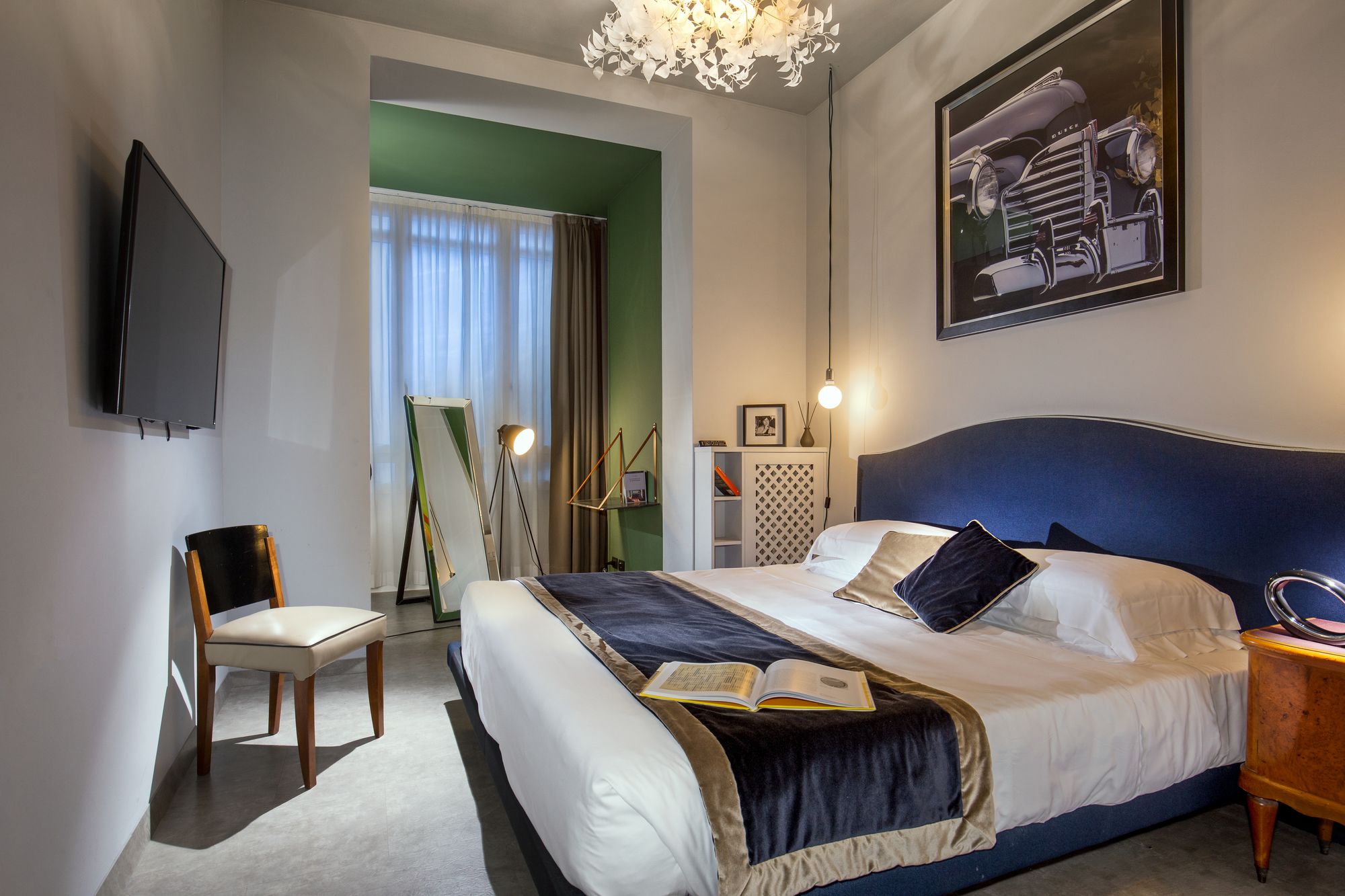 Фото отеля 2