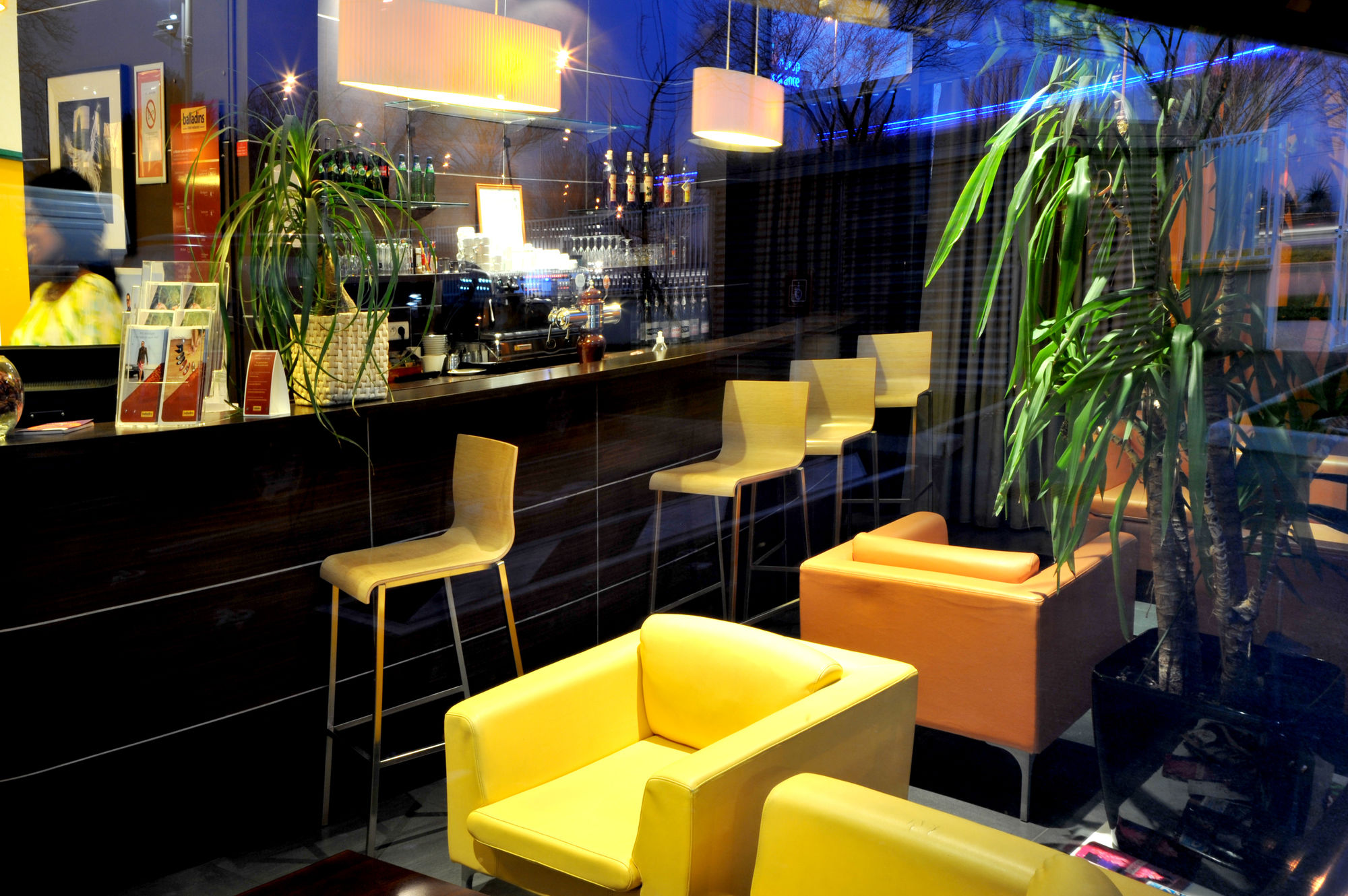 Фото Ibis styles Paris Gennevilliers