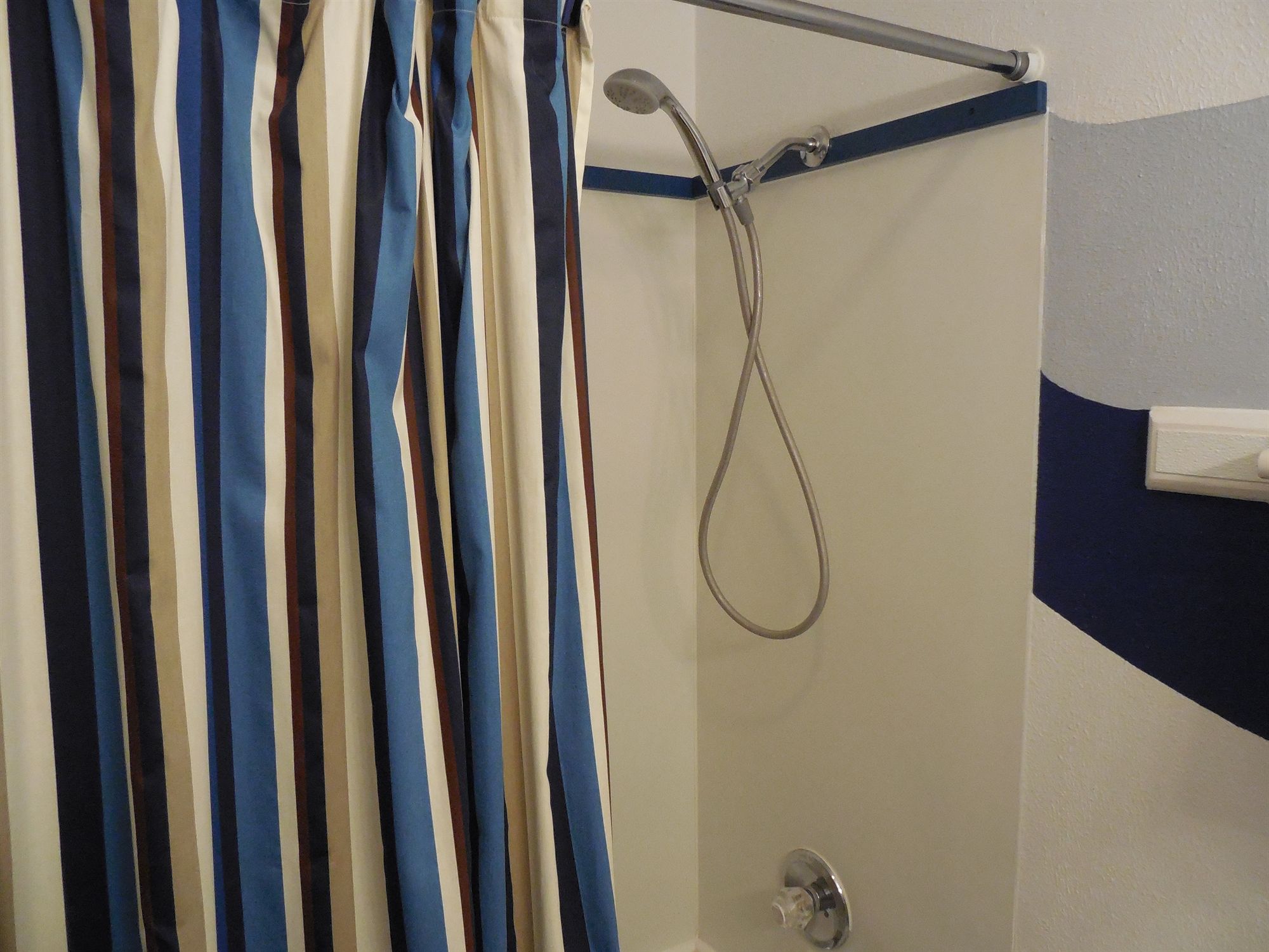 Фото Kennewick Suites