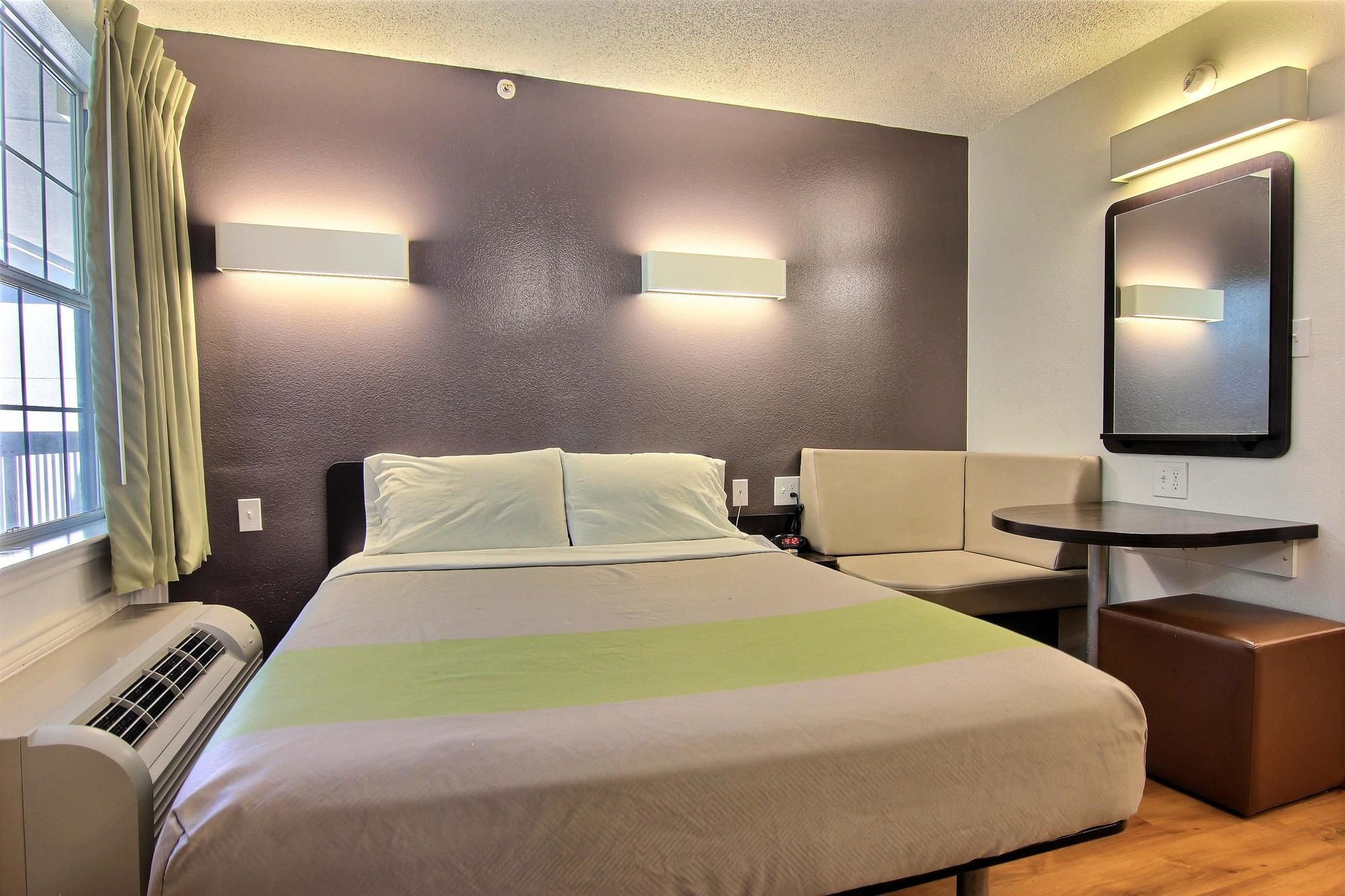 Фото Studio 6 Austin, Tx - Northwest