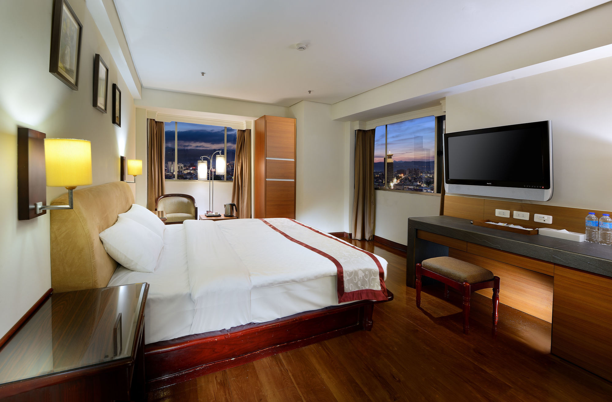 Фото Cheng Pao Hotel