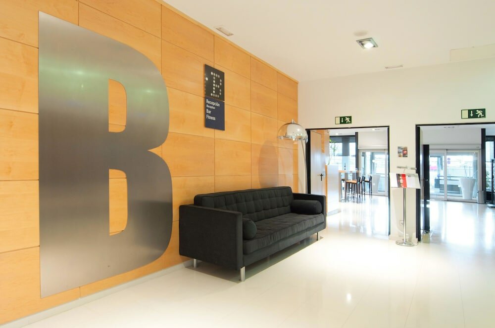 Фото Hotel Zentral Ave