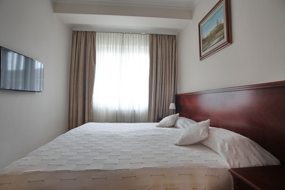 Фото Hotel Orasac