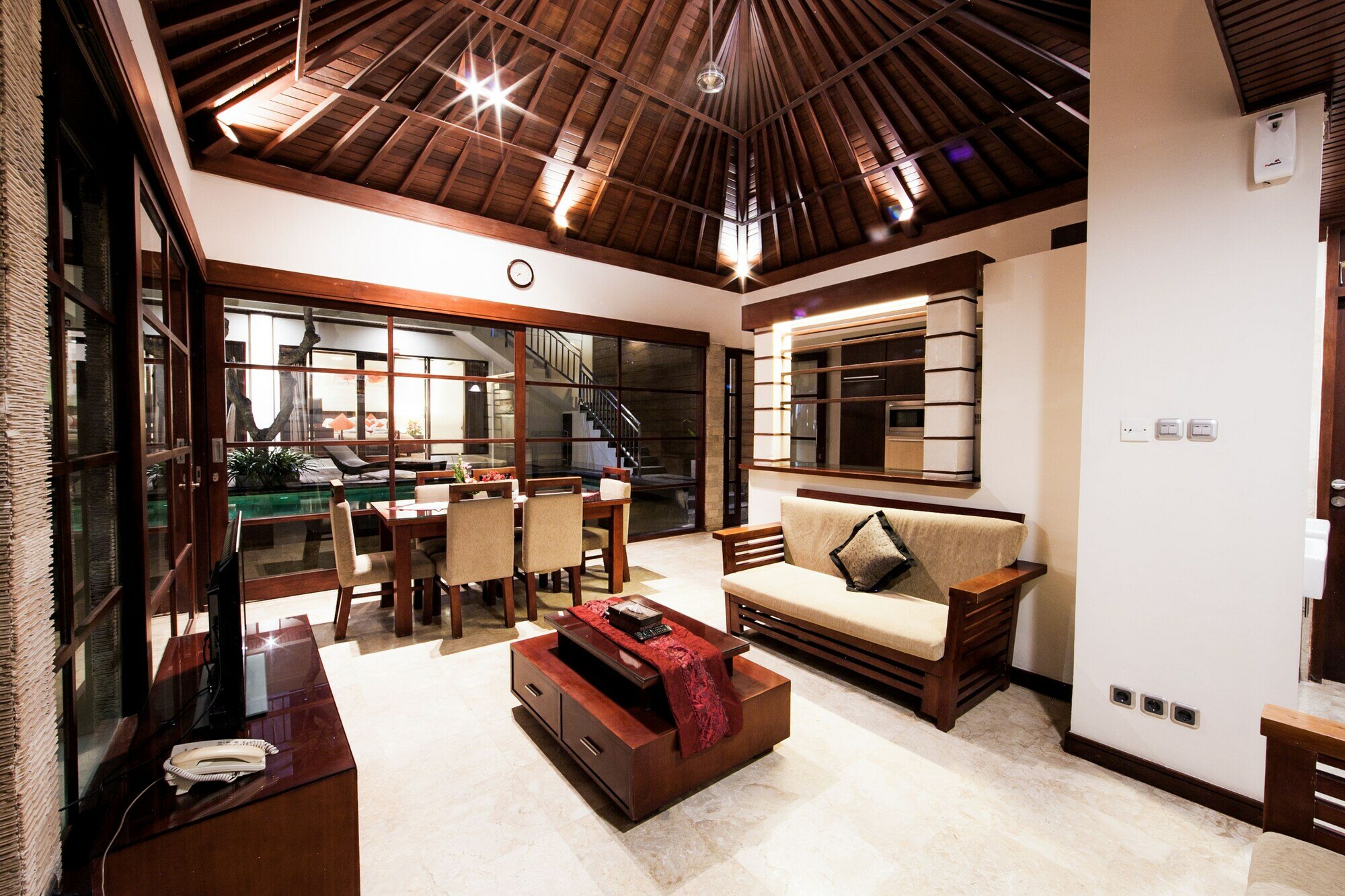 Фото Bugan Villas