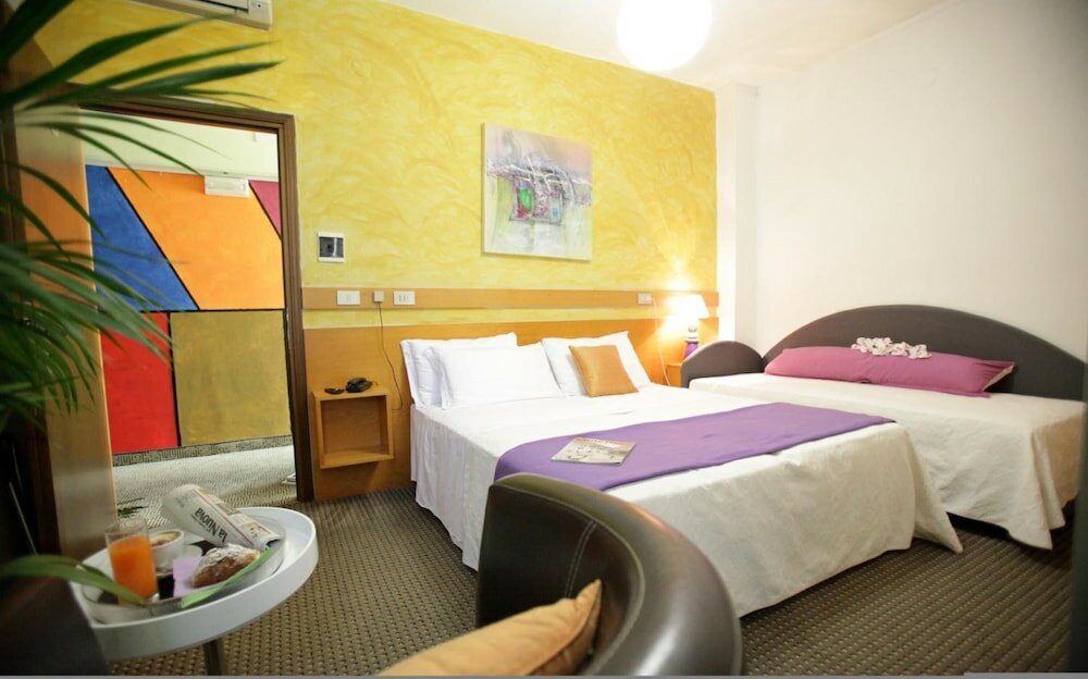 Фото отеля 3