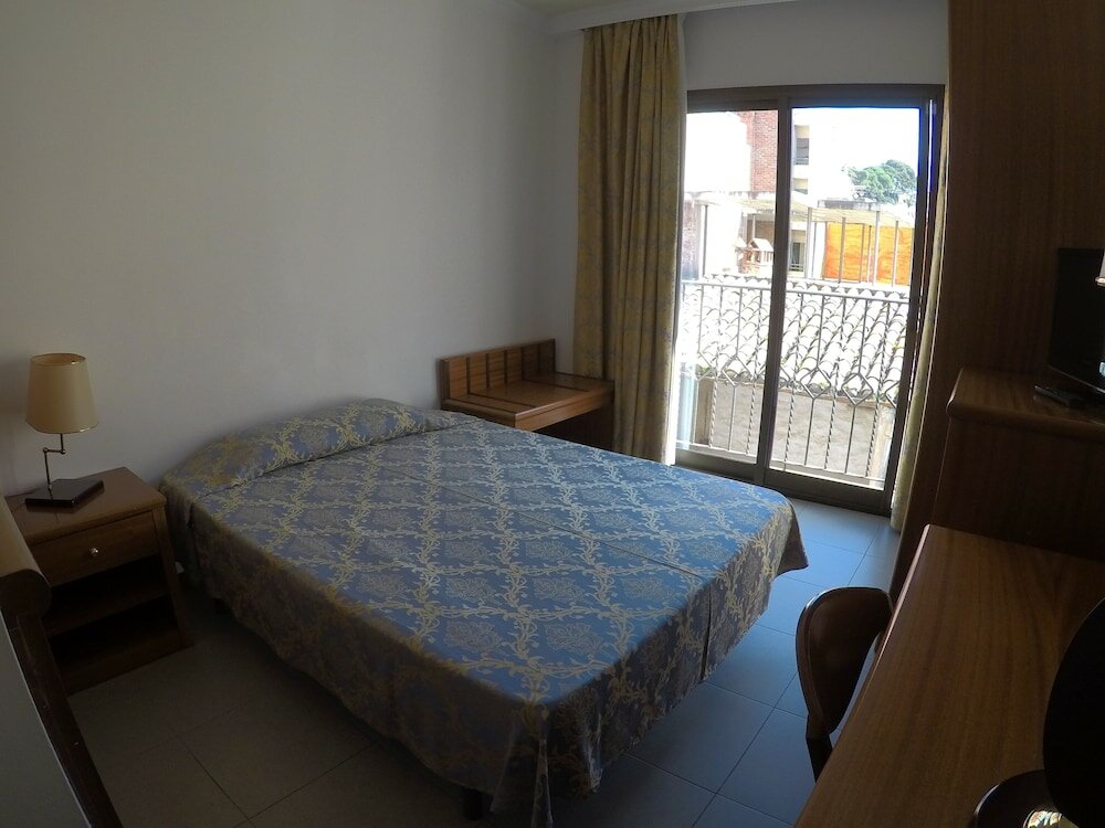 Фото Hostal Vila del Mar