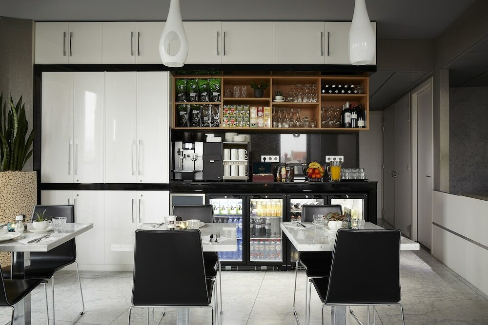 Фото Amadi Park Hotel