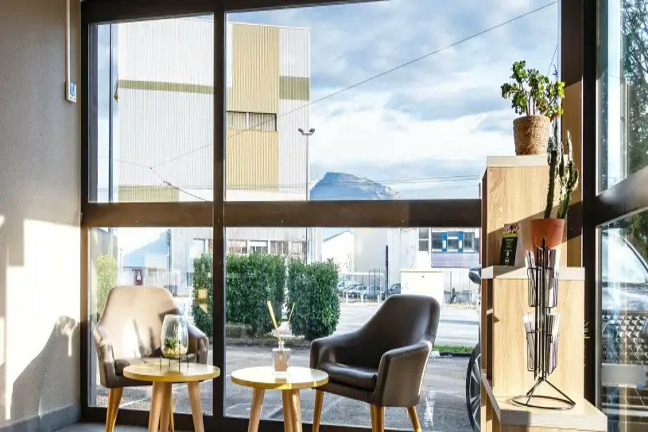 Фото B&b Hotel Grenoble Centre Verlaine