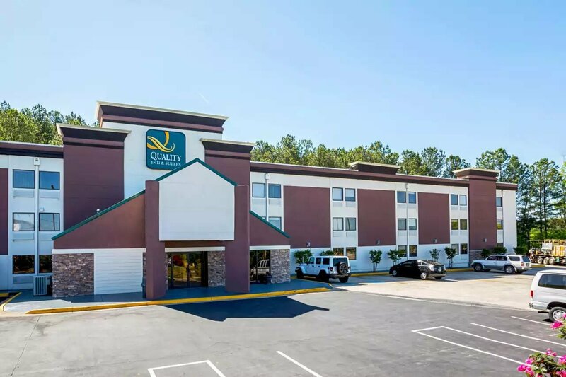 Гостиница Quality Inn & Suites near Six Flags East