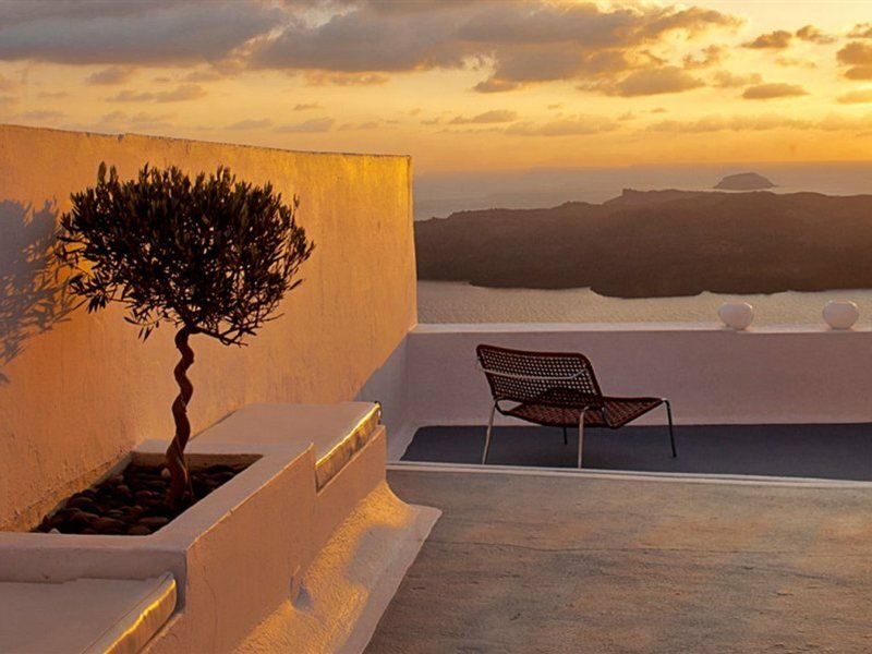 Фото Cosmopolitan Suites