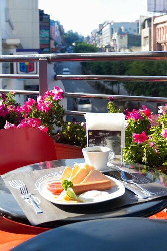 Гостиница Baguio City Center Hotel в Багио