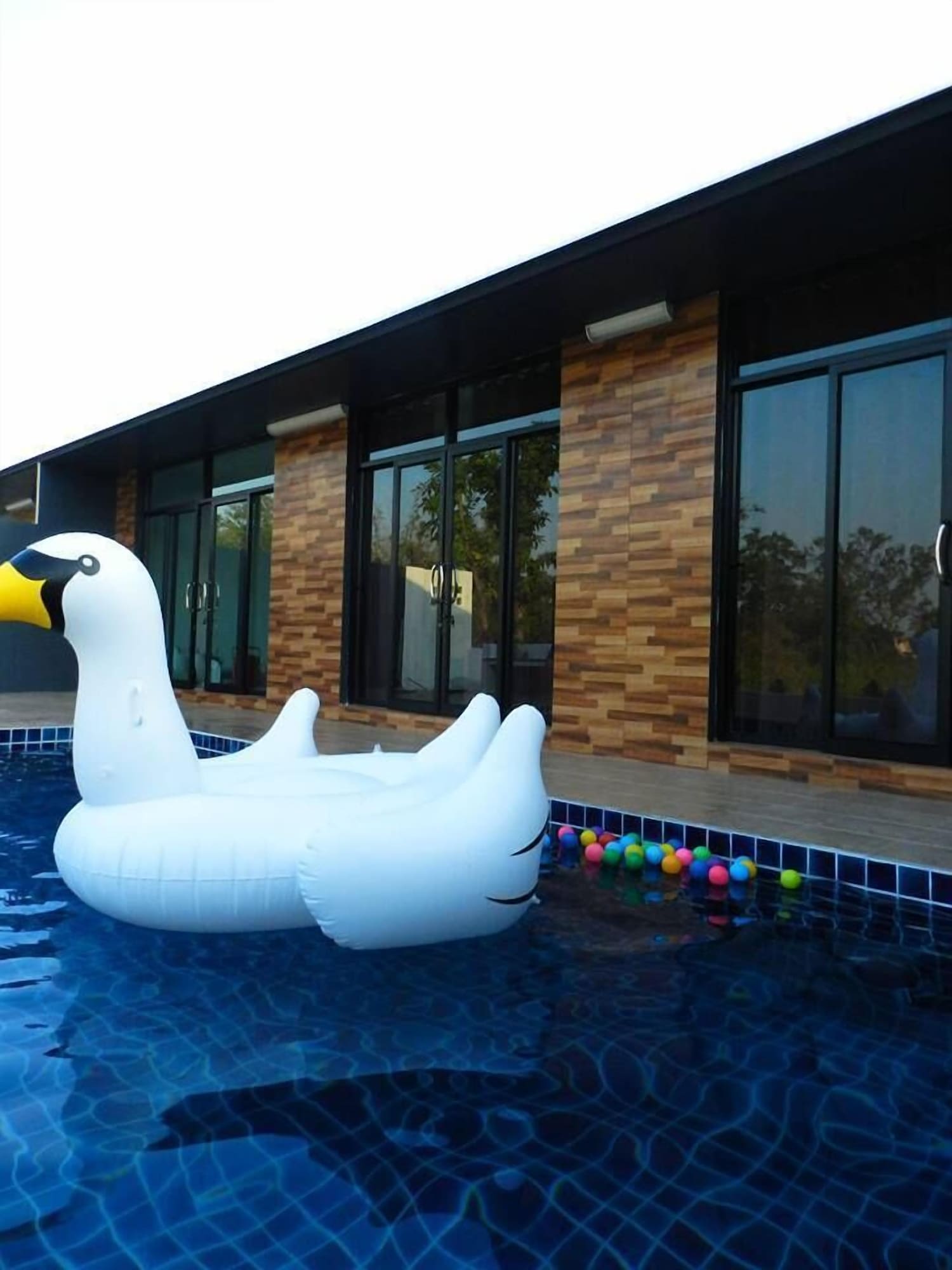 Фото Cha-am Pool Station