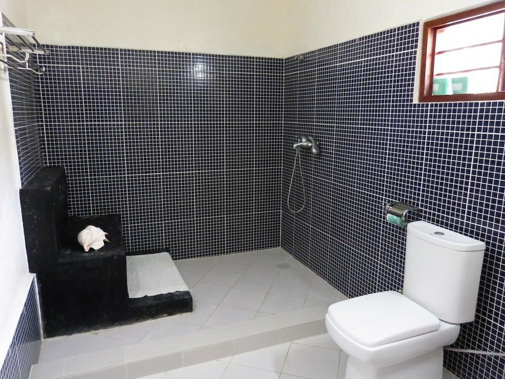 Фото Makuti Beach Bungalows