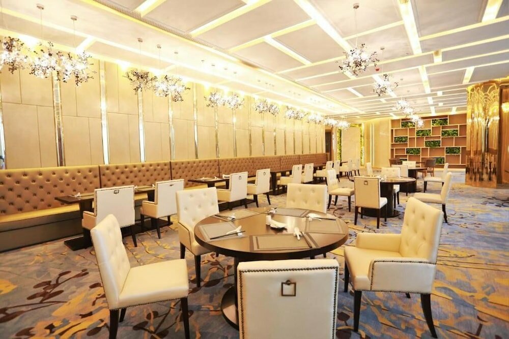 Фото Menshine Gloria Plaza Hotel Shantou